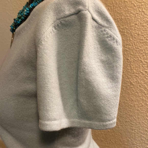 Dd Collection Pretty Cashmere Blue Short Sleeve Sweater - Picture 4 of 11